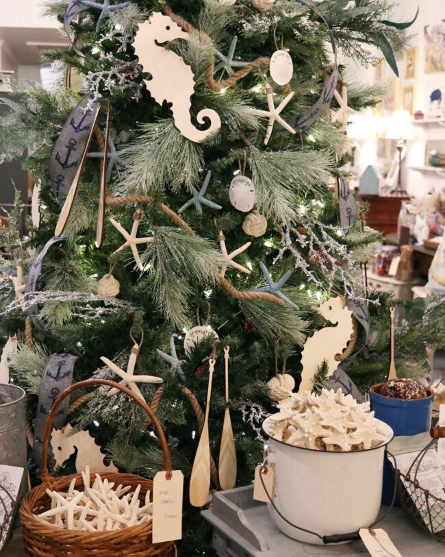 Nautical Holiday Tree Delight