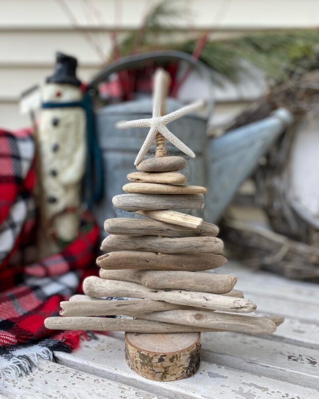 Natural Driftwood Holiday Tree