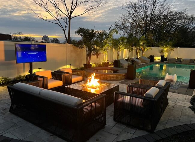 Poolside Fire Pit Area for Relaxation