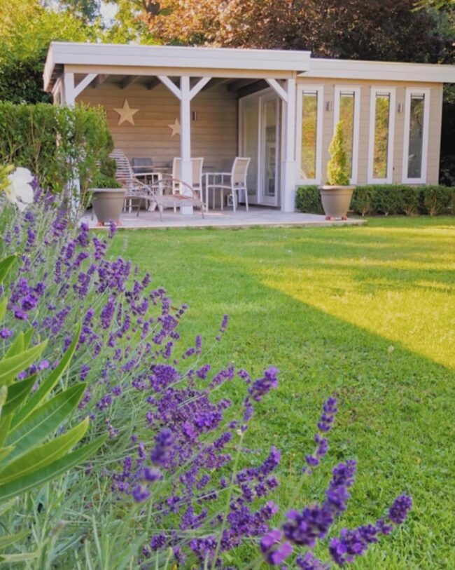 Cottage-Style Garden Shelter