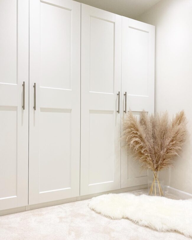 Simple and Elegant White Wardrobe