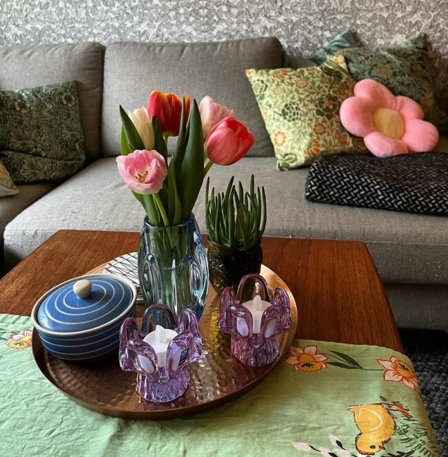 Dynamic Spring Decor Featuring Vibrant Patterns