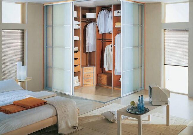 Frosted Glass Corner Wardrobe Design