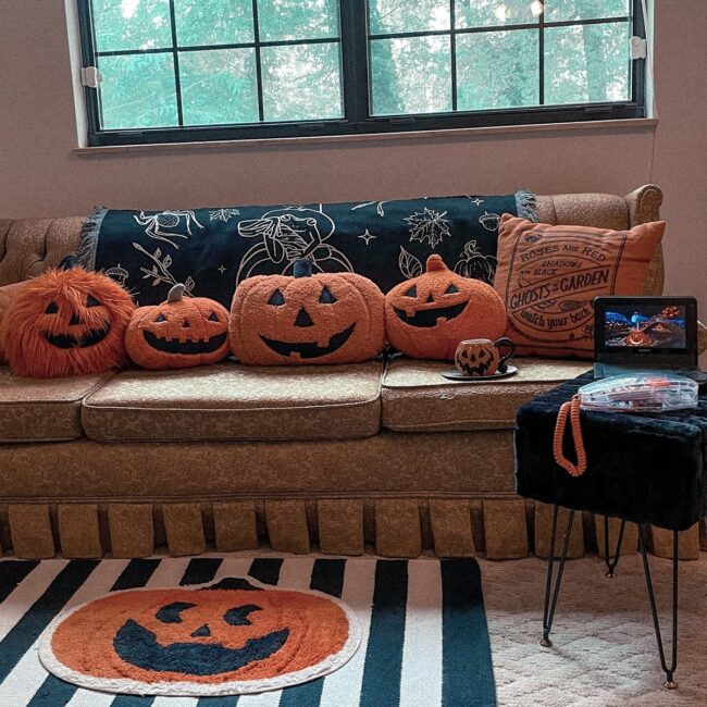 Cozy Halloween Living Room Arrangement