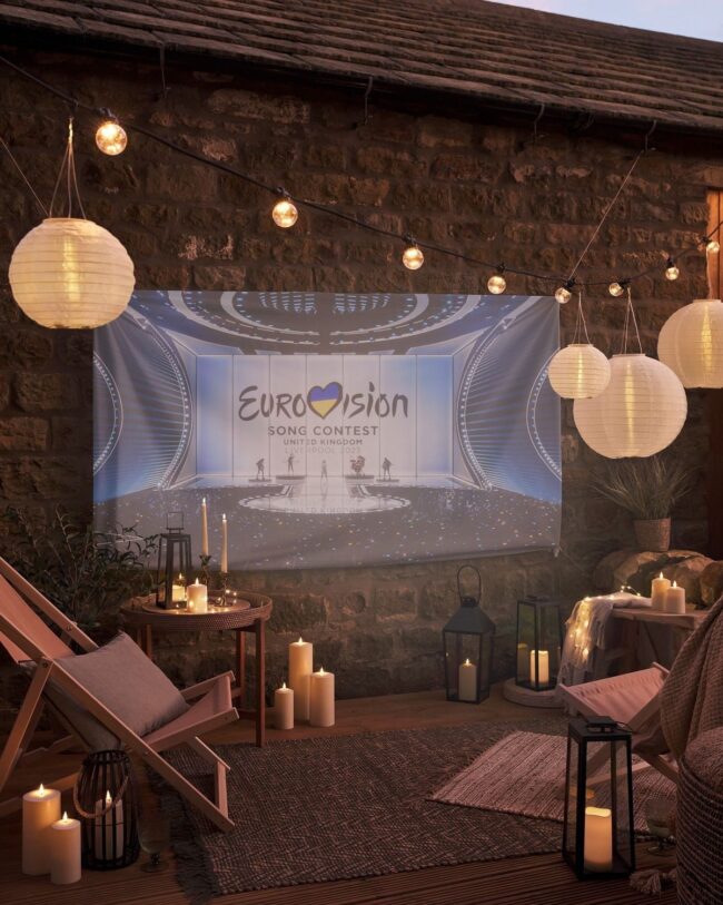 Candlelit Garden Cinema Experience