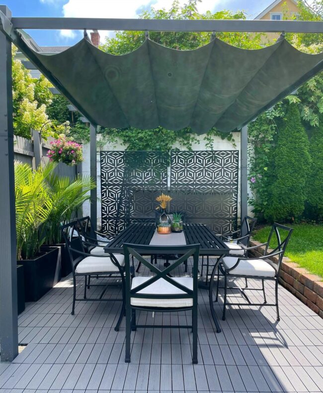 Artistic Dining Nook with Unique Features