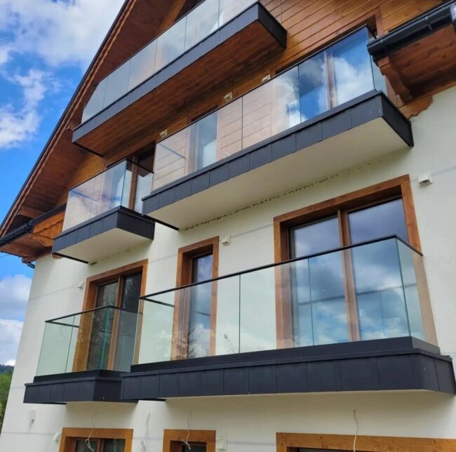 Modern Mountain View Balcony