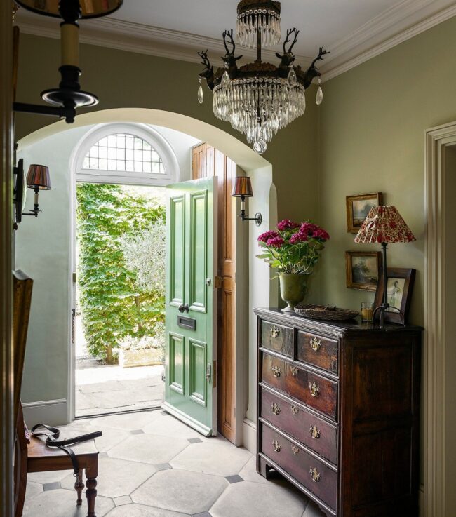 Vintage Charm in a Bright Foyer