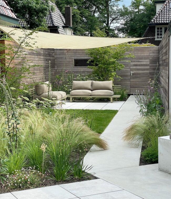 Cool Shaded Seating Nook