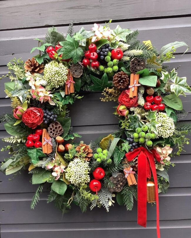 A Harvest-Themed Wreath with Apples & Cinnamon