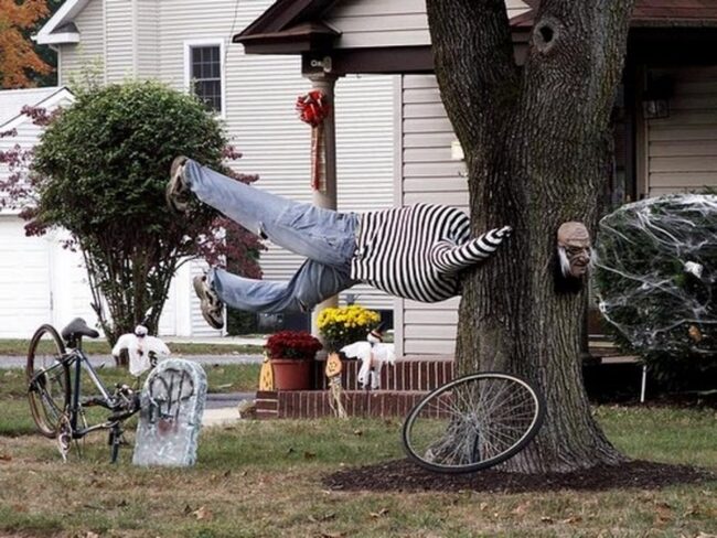 Spooky Headless Cyclist Decoration