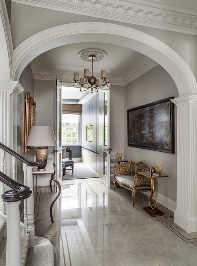 Luxurious Classic Entrance Hall