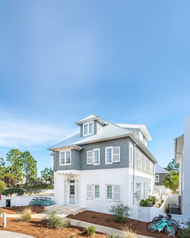 Coastal Elegance in Shades of Gray and White