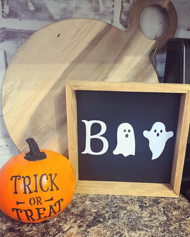 Rustic Farmhouse Halloween Vibes