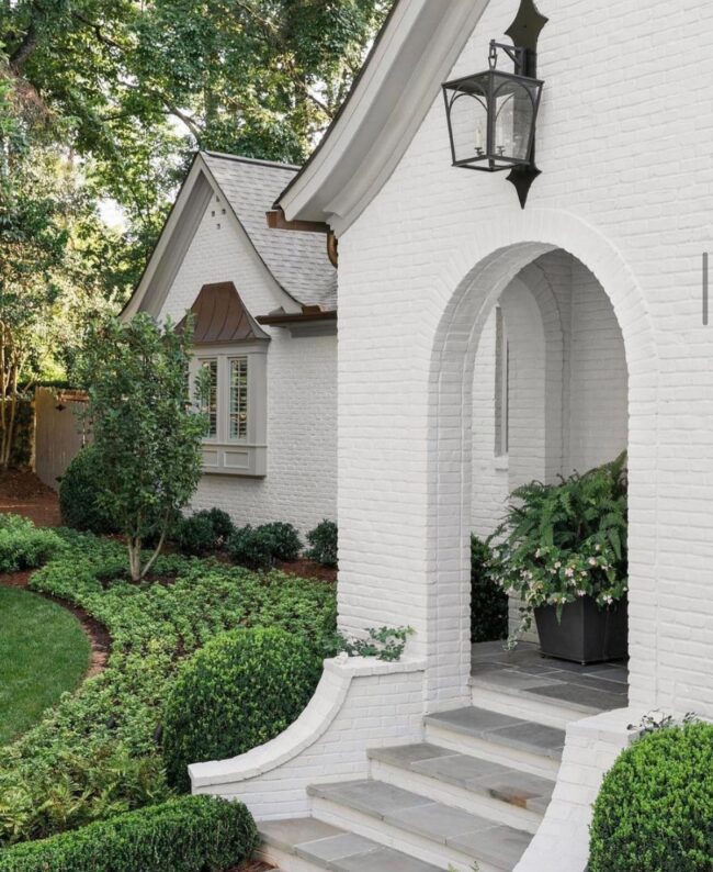 Serene, Inviting, and Beautiful Entryway