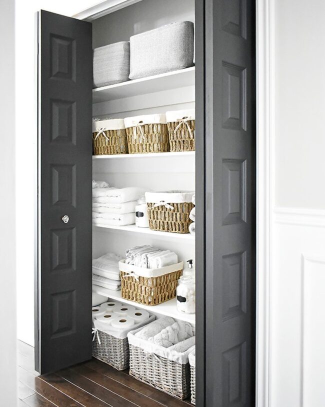 Symmetry and Monochrome in Closet Design