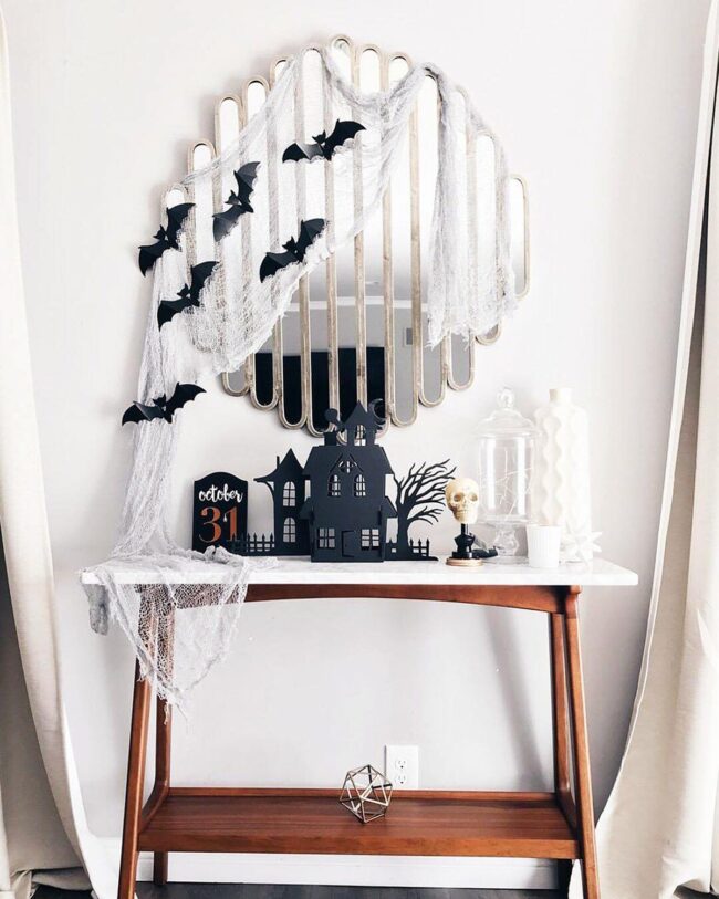 Elegant Bat Garland Display