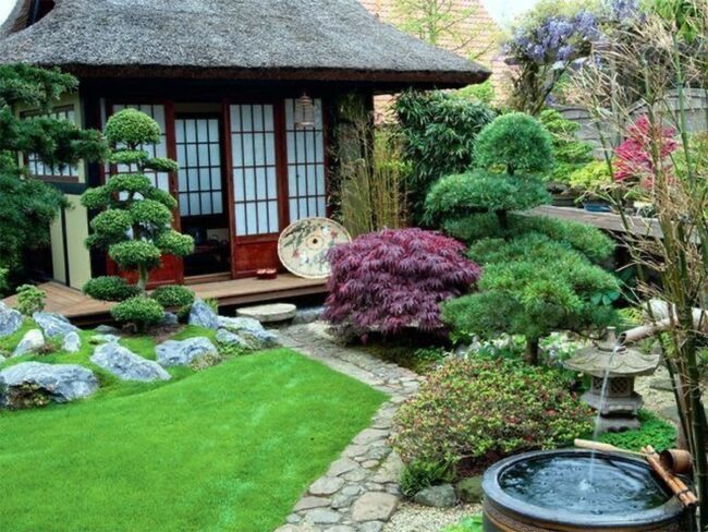 Authentic Japanese Courtyard Escape