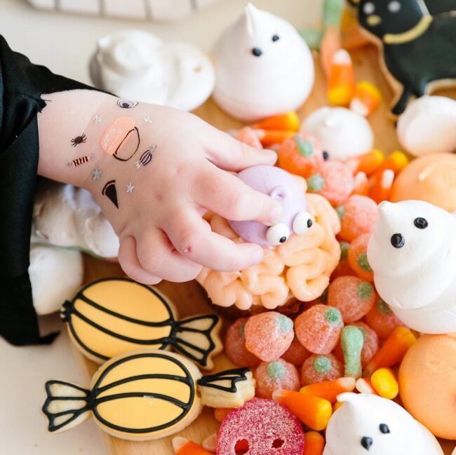 Adorable Halloween Treats Display