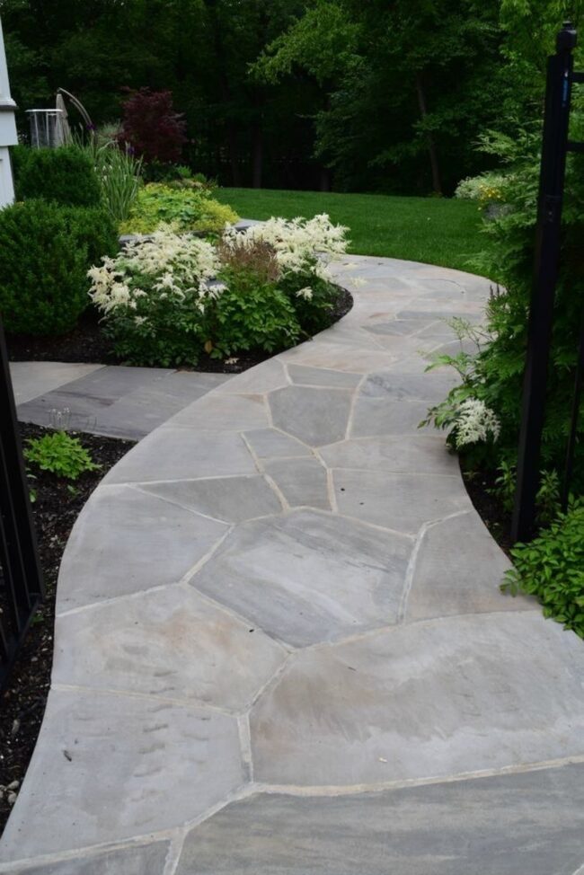 Favorite Materials for Stepping Stone Walkway