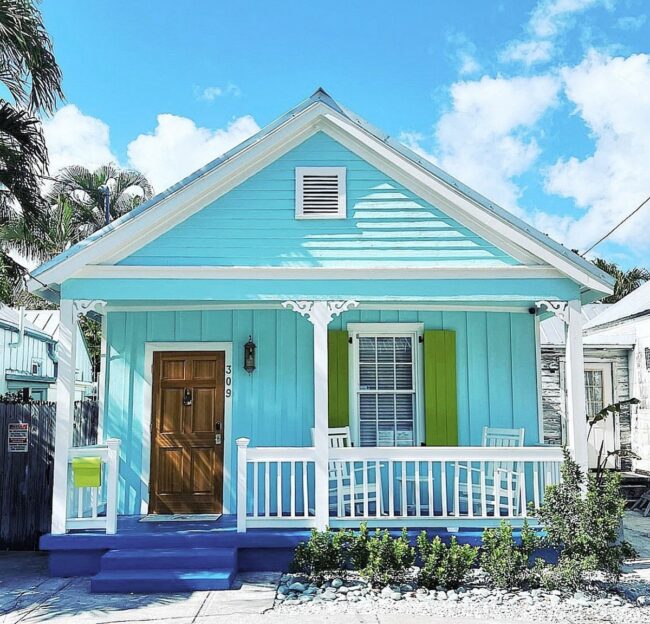 Bright and Cheerful Coastal Cottage