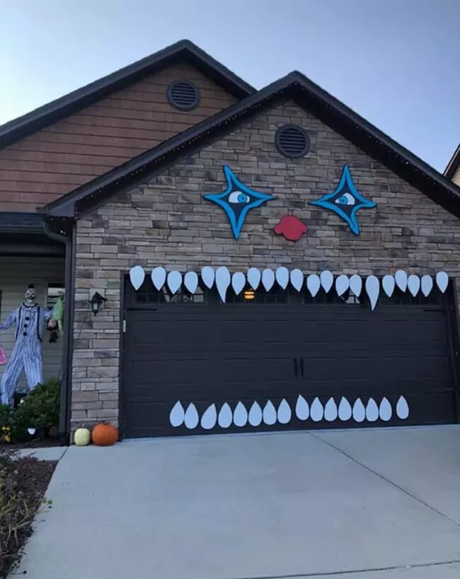 Clown Face Garage Decor